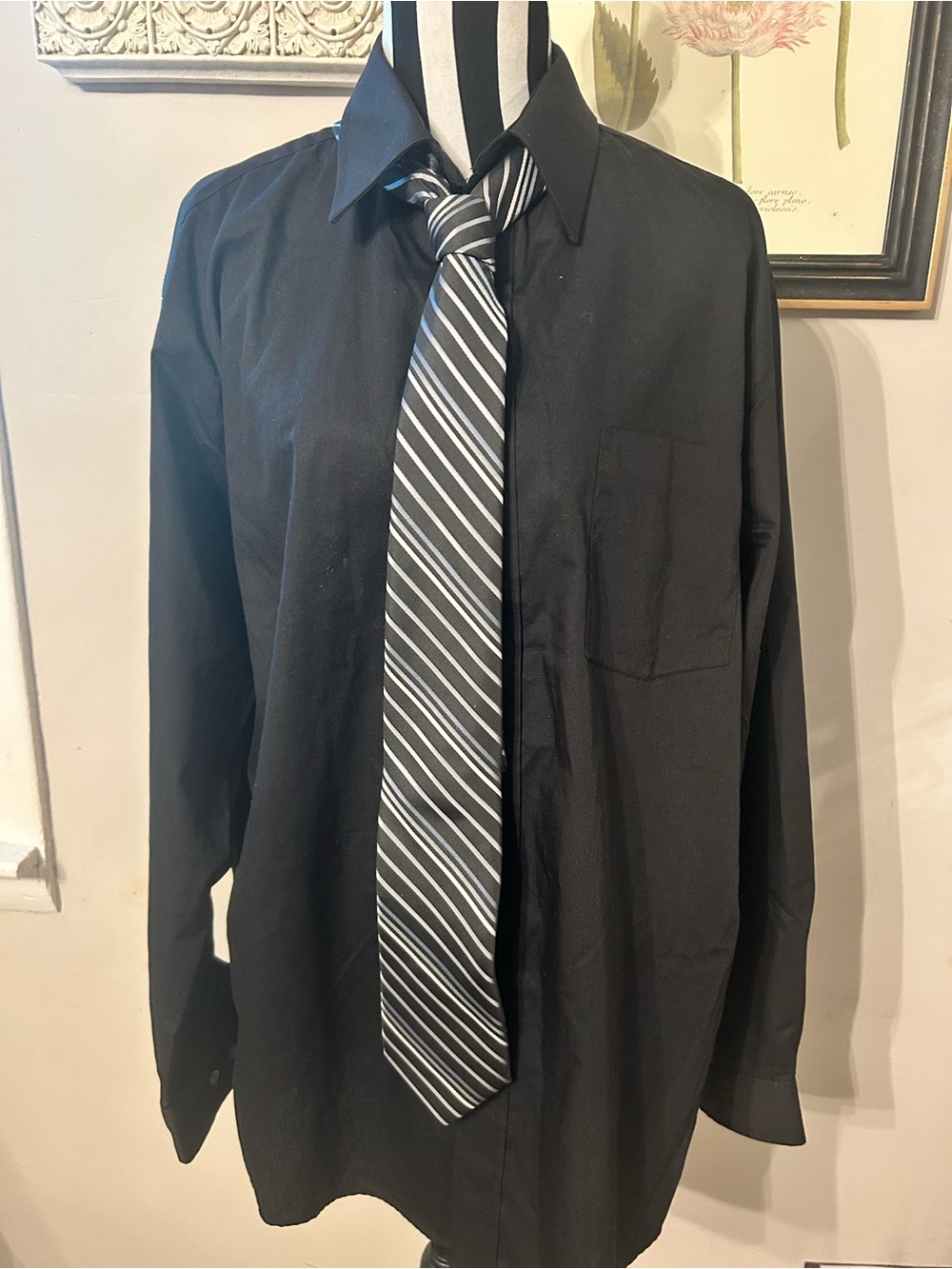 George Classic Black Men’s Dress Shirt M with two Apt. 9 stripe ties